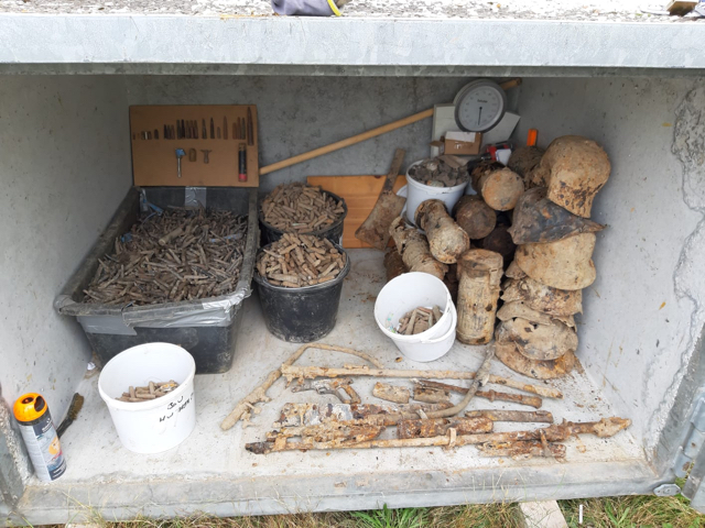 Waffen, Mun, Helme Bad-Reichenhall, 2021.jpg