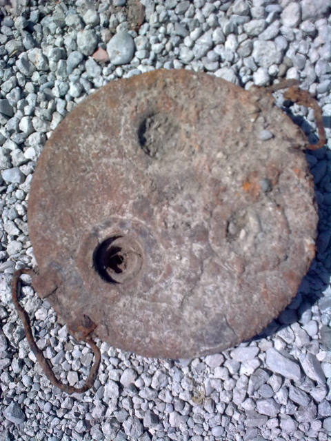 Panzermine bei Garmisch 2010.jpg