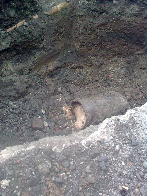 Sprengbombe Zerscheller 250lbs München Bhf, 2010.jpg