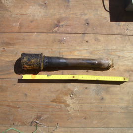 Handgranate 24 dt WK II bei Garmisch, 2004.JPG