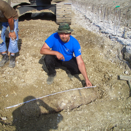 Sprengbombe-1 250lbs München-Laim 2003.JPG