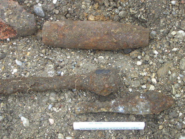 Granaten, München Zentrum 2003.JPG